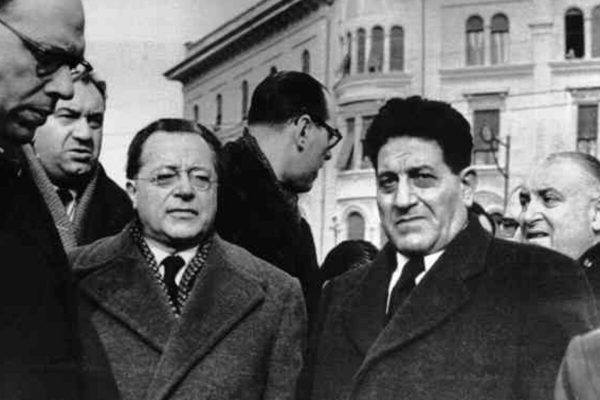 Budapest, novembre 1956.  A 65 anni dall’invasione sovietica e dal brindisi di Togliatti